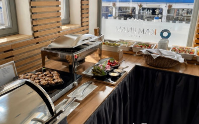 Bohatý raut v restauraci KAMJINAM | KAMJINAM Prýgl: restaurace v Bystrci
